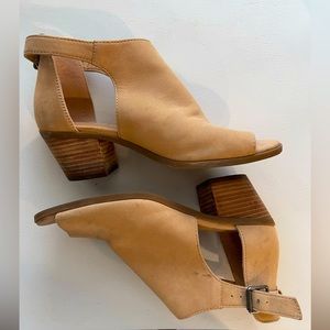 COPY - Lucky Brand Leather women’s bootie 6